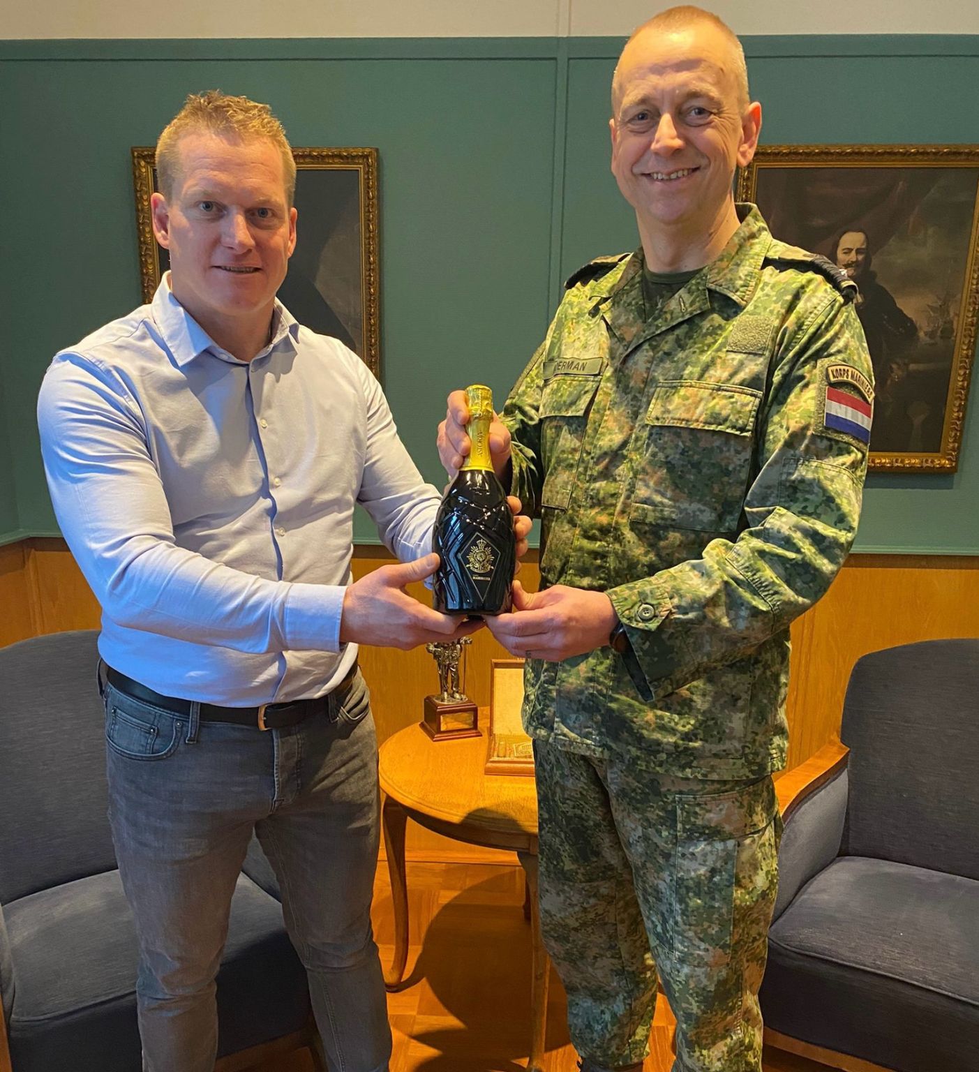 Korps Mariniers prosecco